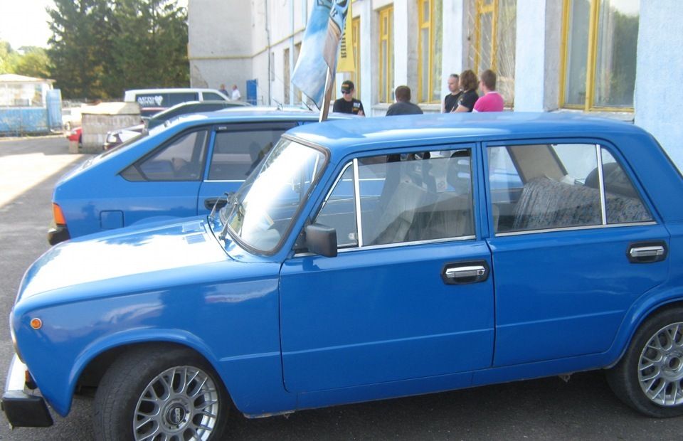 Автоемаль акрилова "Lada 400 босфор Mipa" 1л [Міпа]
