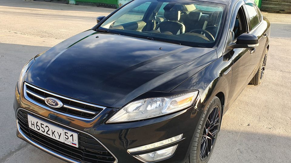 Базова автоемаль (металік) "Mipa Super Black" 1л [Міпа Супер Блек]