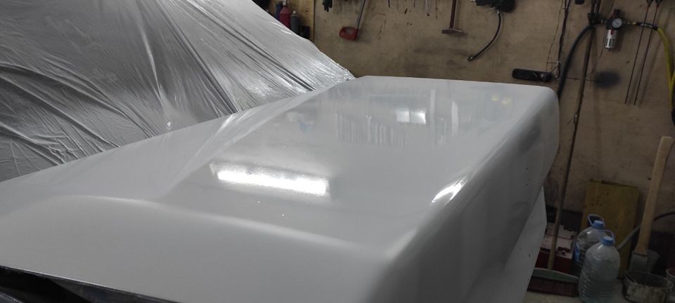 Автоемаль акрилова "Mercedes 147 Arktik Weiss, ACOLOR" (1л) [Аколор]